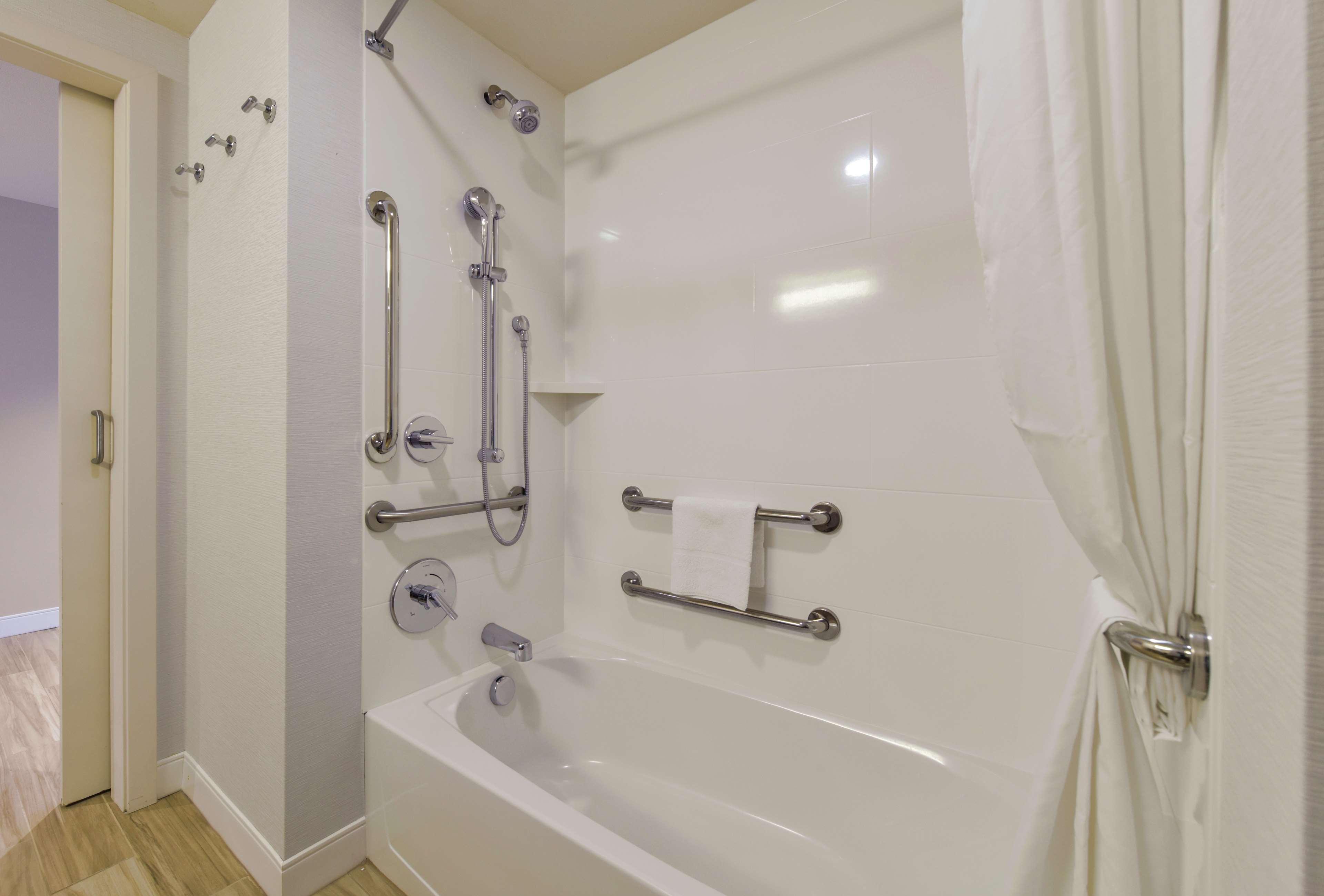 Hampton Inn & Suites Seattle/Redmond Wa Экстерьер фото