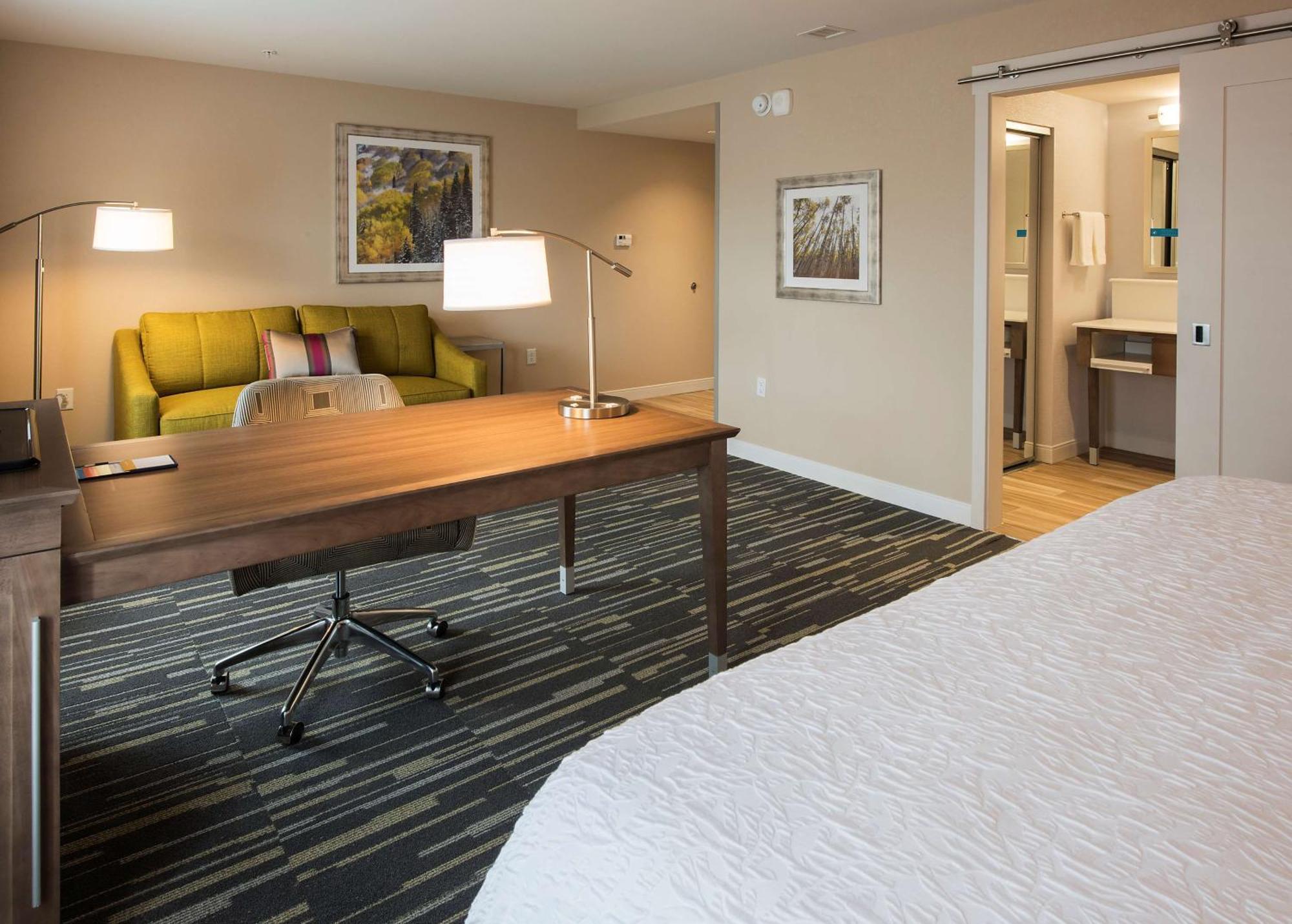Hampton Inn & Suites Seattle/Redmond Wa Экстерьер фото